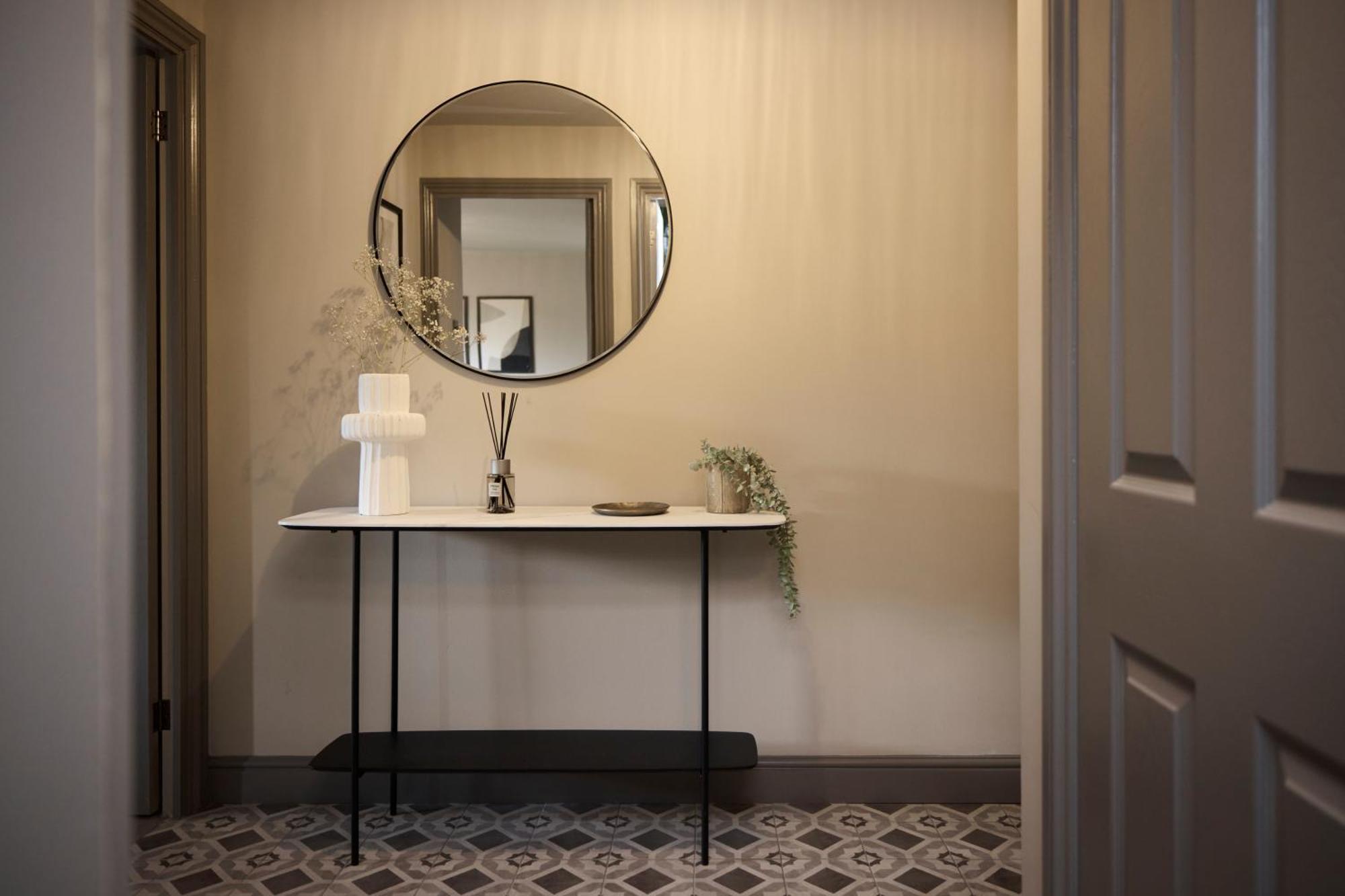 The Twickenham Wonder - Lovely 1Bdr Flat With Parking Экстерьер фото